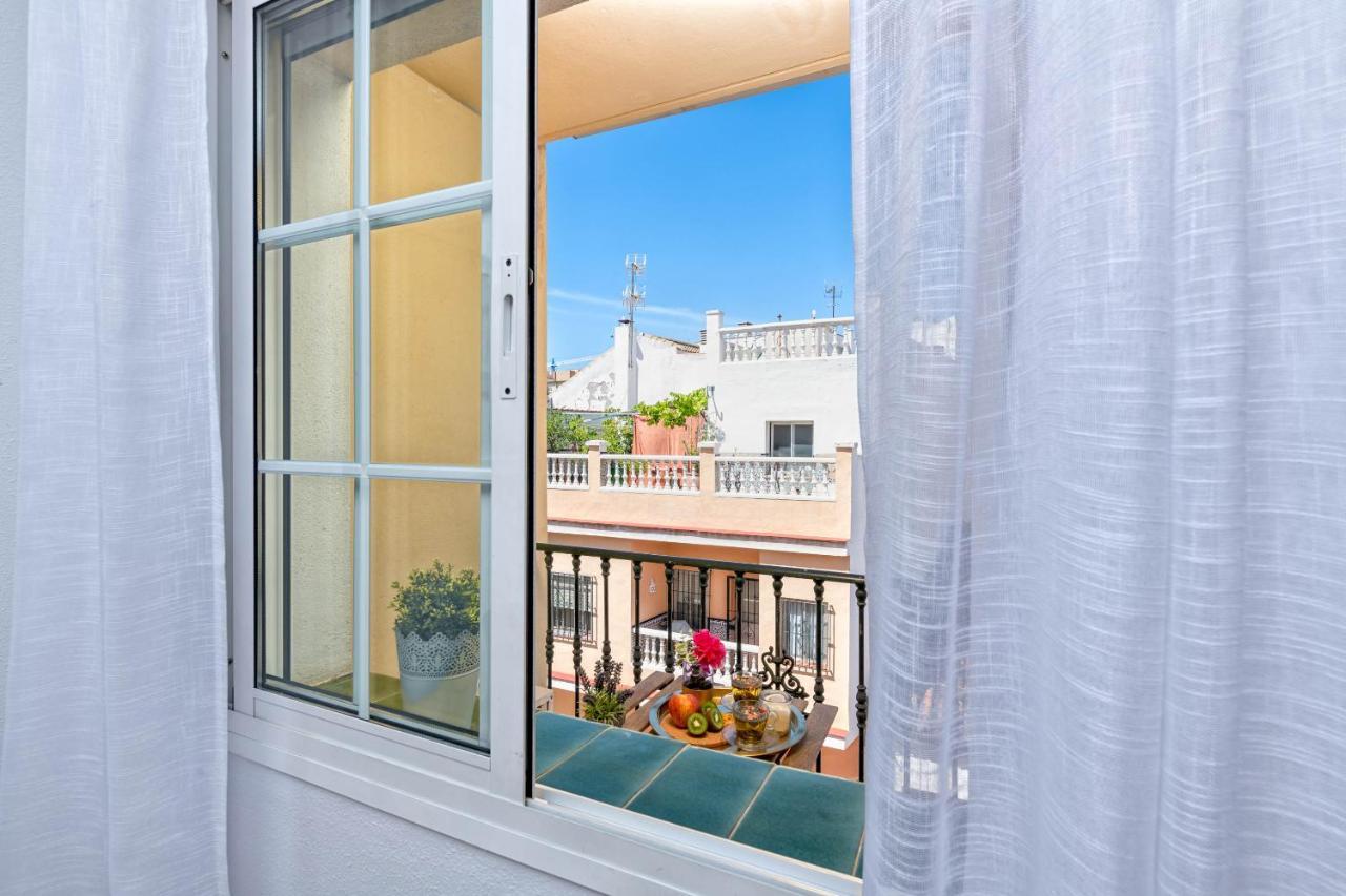 Wintowinrentals - La Estancia Free Parking Málaga Dış mekan fotoğraf